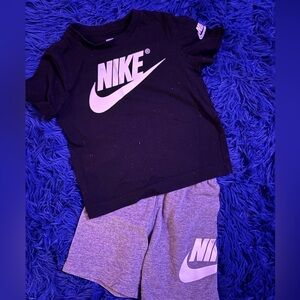 Boys Nike Short Set (3T)